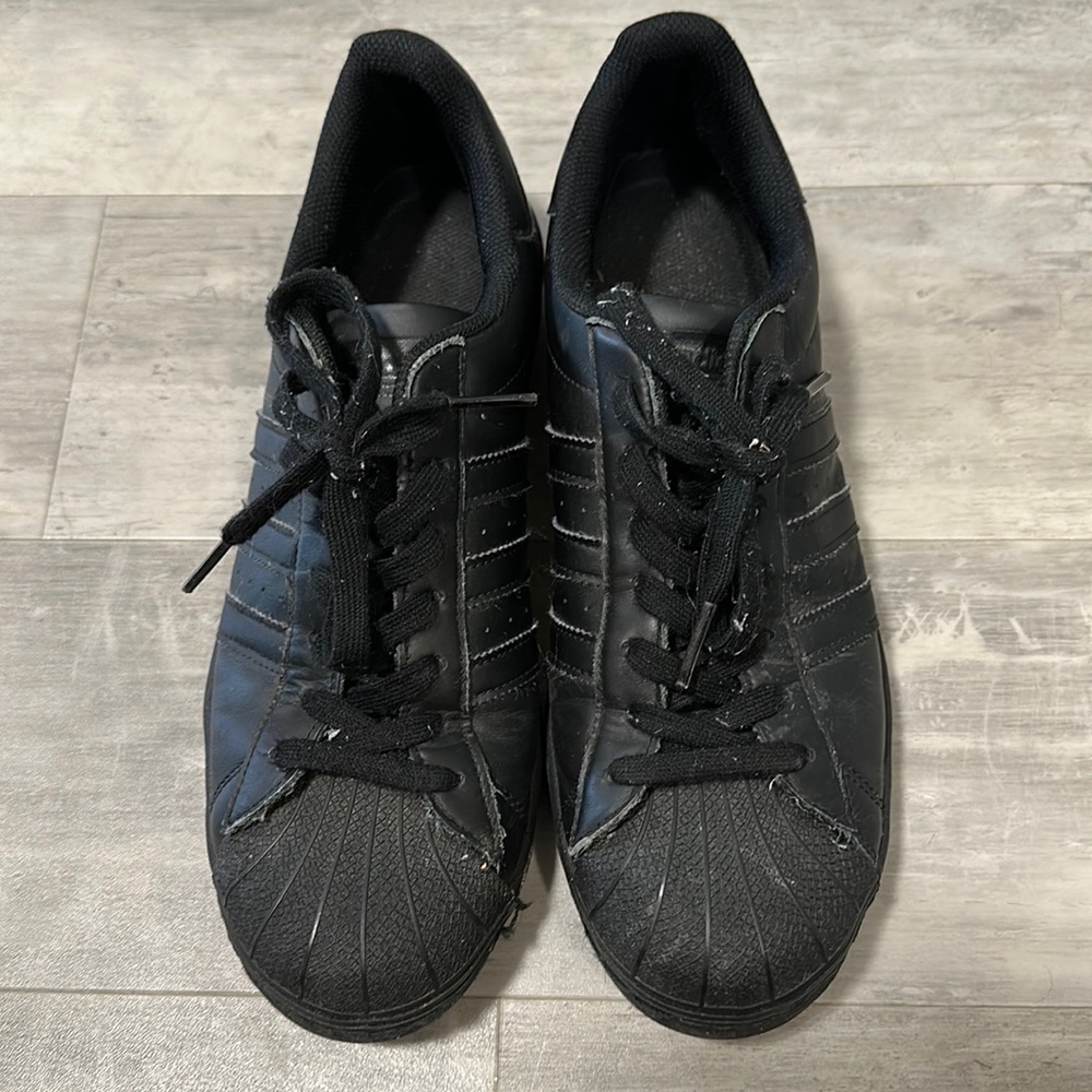 Adidas superstar sneakers size 10.5